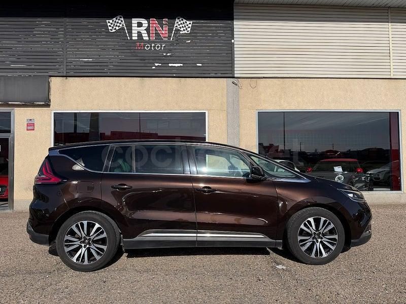 Usado Renault Espace Initiale 160 CV (117 kW) 2015 Marrón Monovolumen