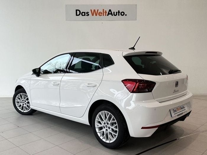 Blanco Nuevo 2025 Seat Ibiza FR | 19.990 € (Precio justo) - Imagen 1/4