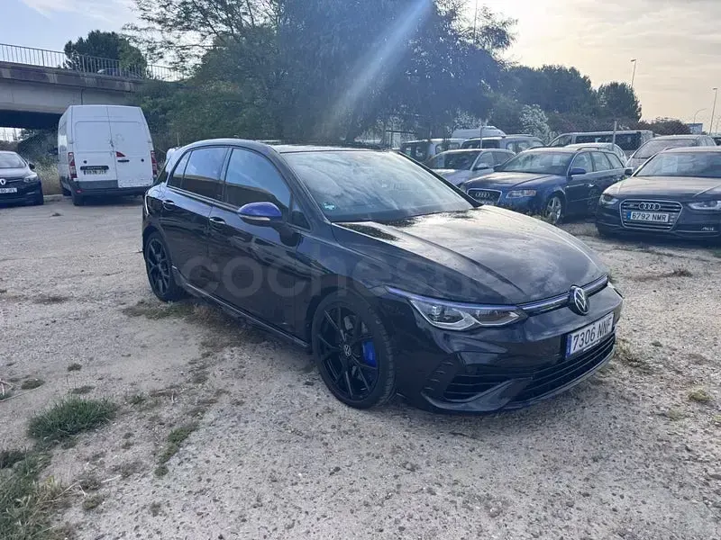 Usado VW Golf VIII R 333 CV (244 kW) 2024 Negro Berlina