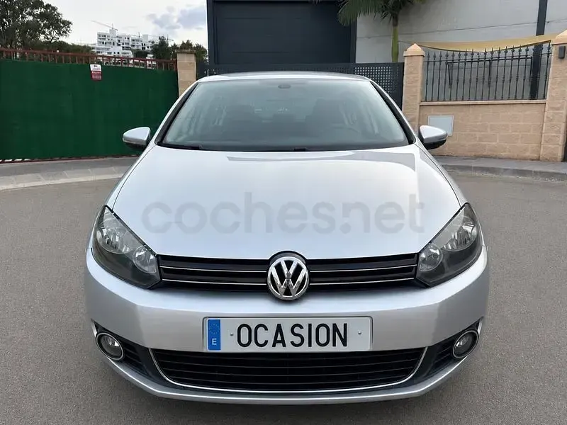 Usado VW Golf VI Advance 110 CV (80 kW) 2011 Gris / plata Utilitario
