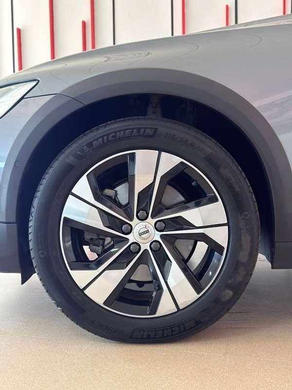 Usado Volvo V60 CC 150 CV (110 kW) 2020 Gris Familiar