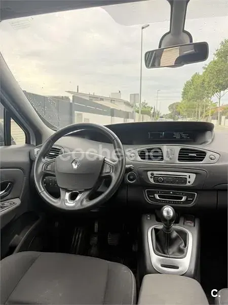 Usado Renault Scenic E-Tech LIMITED 115 CV (84 kW) 2014 Blanco Monovolumen