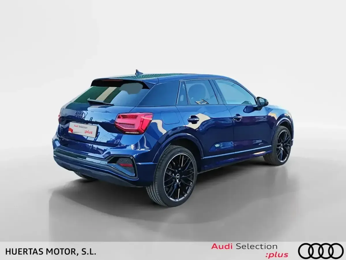 Usado Audi Q2 150 CV (110 kW) 2025 Azul SUV