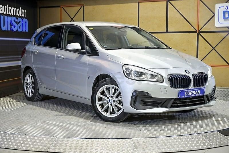 Usado BMW 225 Active Tourer iPerformance 224 CV (164 kW) 2020 Blanco Monovolumen