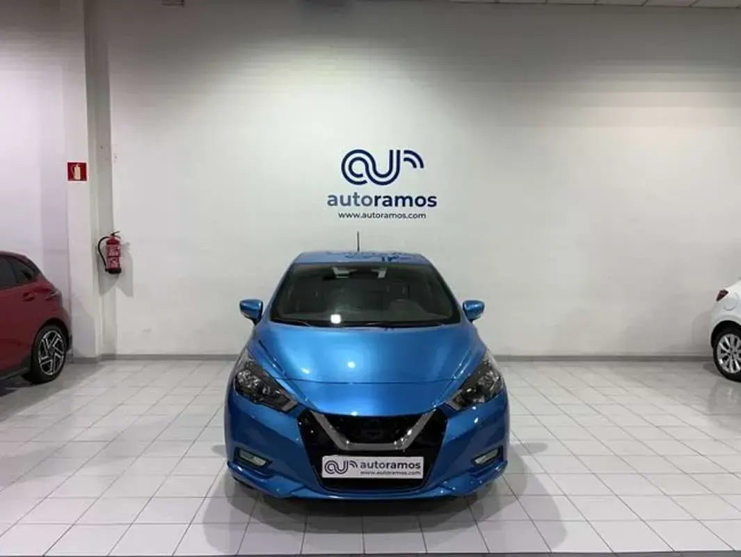Usado Nissan Micra Acenta 92 CV (67 kW) 2022 Azul Utilitario