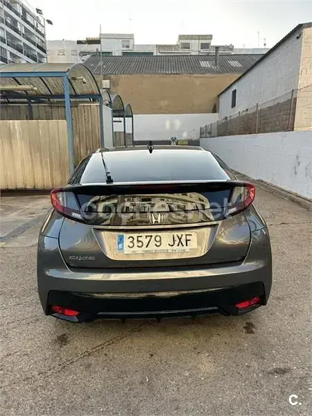 Usado Honda Civic Sport 120 CV (88 kW) 2017 Gris / plata Berlina