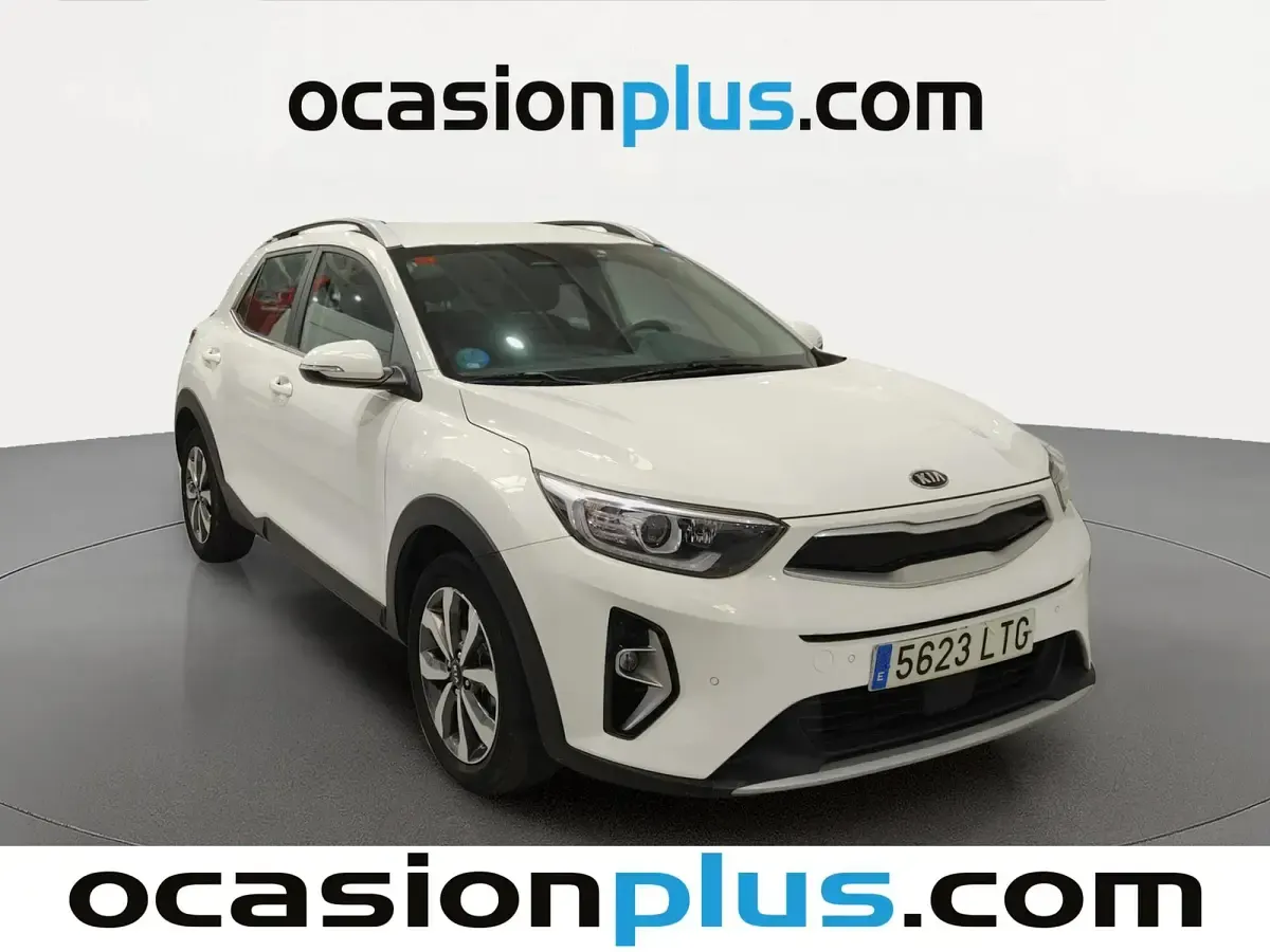 Begagnad Kia Stonic 120 HK (88 kW) 2021 Vit SUV