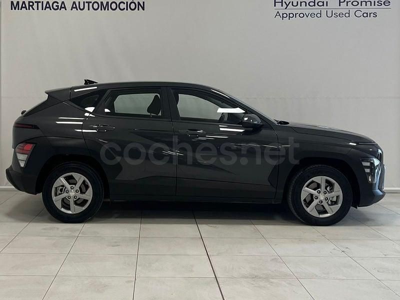 Usado Hyundai Kona 141 CV (103 kW) 2025 Gris / plata SUV