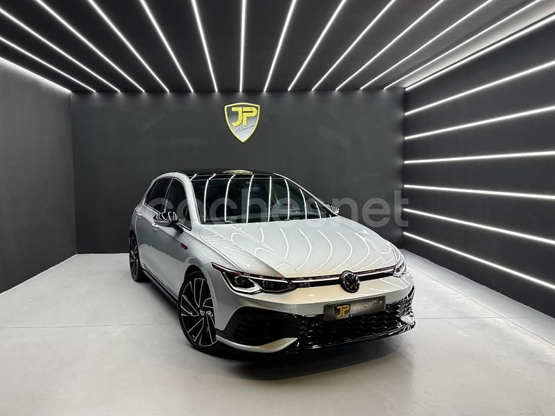 Usado VW Golf VII GTI Clubsport 301 CV (221 kW) 2021 Gris / plata Utilitario