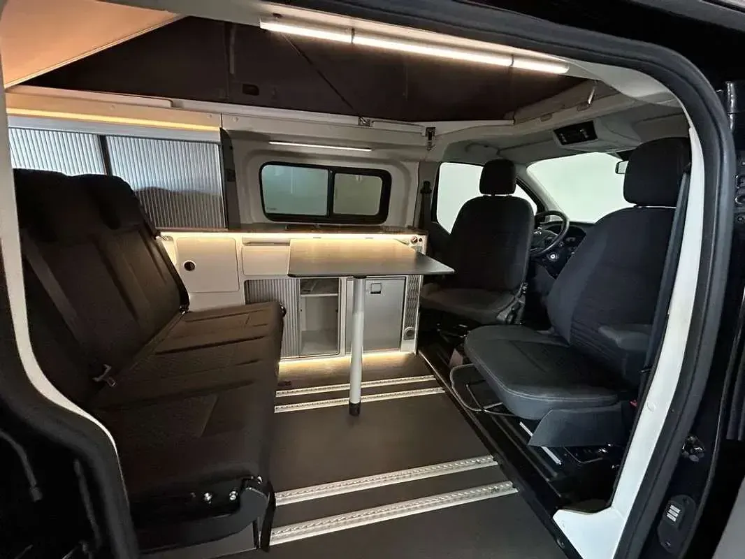 Usado Ford Transit Custom Nugget 129 CV (94 kW) 2022 Negro Van