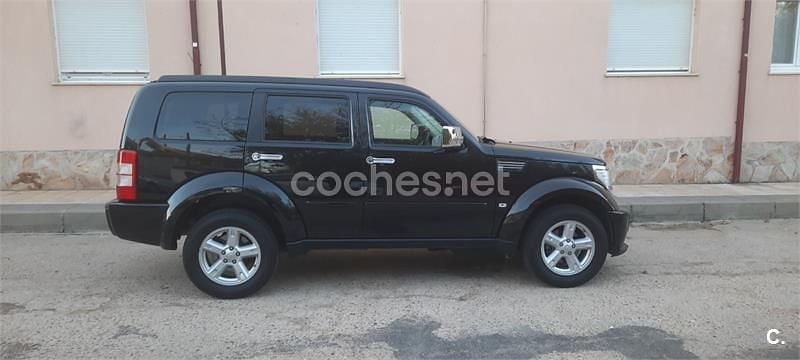 Usado Dodge Nitro SXT 177 CV (130 kW) 2008 Negro SUV