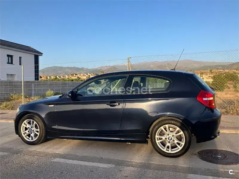 Usado BMW 118 143 CV (105 kW) 2008 Azul Utilitario