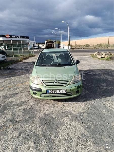 Usado Citroën C3 61 CV (44 kW) 2004 Verde Berlina