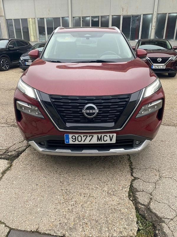Usado Nissan X-Trail Tekna+ 213 CV (156 kW) 2022 Rojo SUV