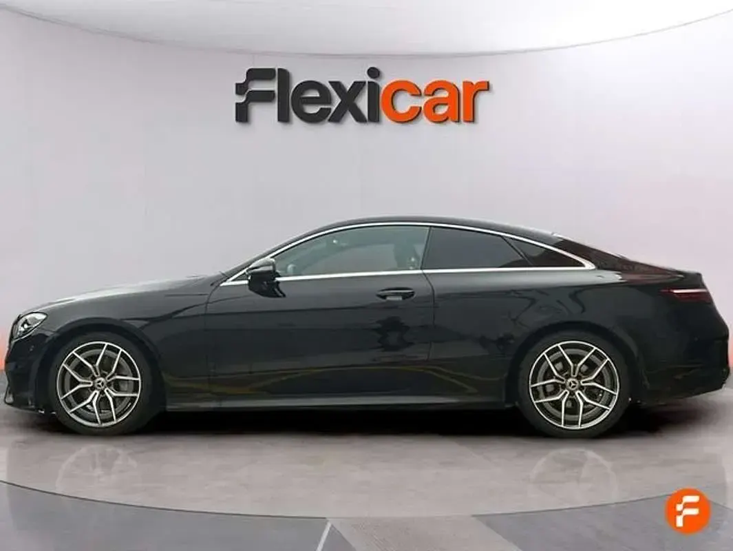 Käytetty Mercedes E220 194 HP (142 kW) 2022 Musta Coupe - kaksiovinen