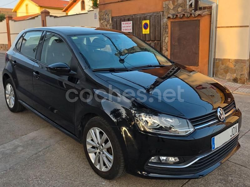 Negro Usado 2015 VW Polo Berlina | 7500 € (Precio justo) - Imagen 1/4