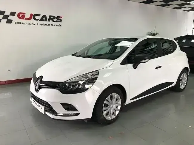 Usado Renault Clio Business 75 CV (55 kW) 2019 Blanco