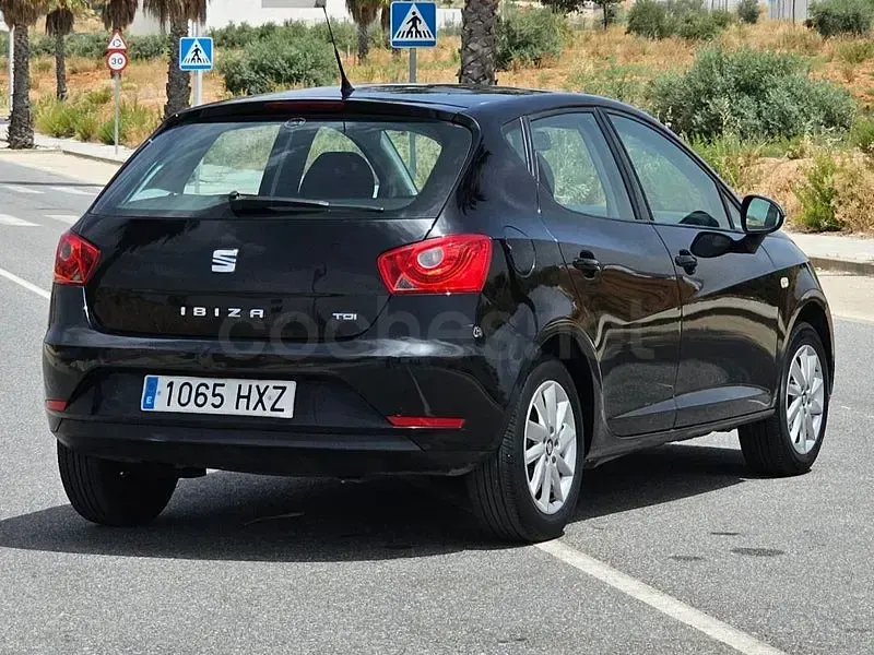 Usado Seat Ibiza Style 105 CV (77 kW) 2015 Negro Berlina