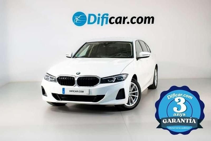 Blanco Usado 2023 BMW 318 Shadowline SUV | 31.490 € (Precio justo) - Imagen 1/4