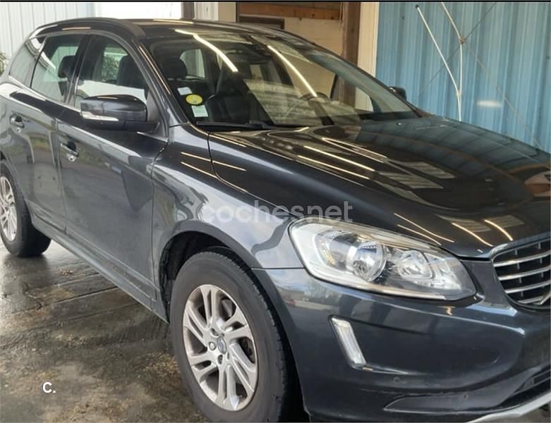 Usado Volvo XC60 Kinetic 181 CV (133 kW) 2016 Azul SUV
