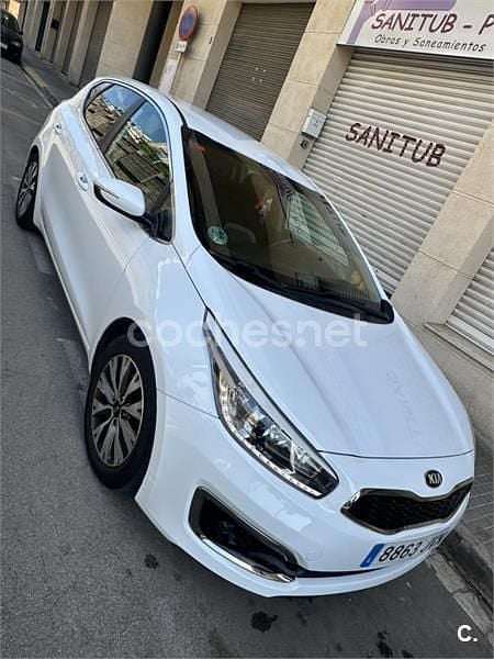 Usado Kia Ceed GT 90 CV (66 kW) 2016 Blanco Berlina