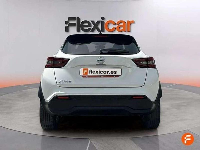 Usado Nissan Juke Acenta 114 CV (83 kW) 2021 Blanco SUV
