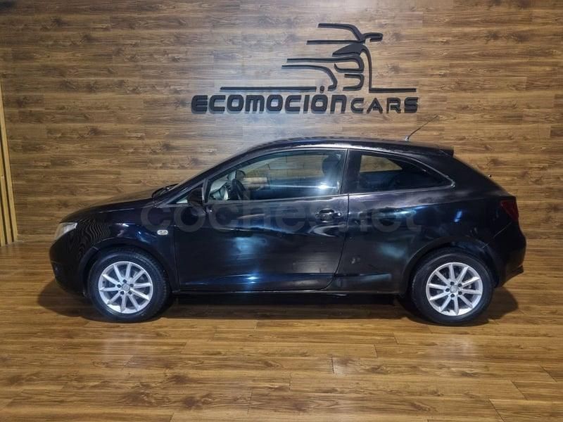 Usado Seat Ibiza SC Reference 90 CV (66 kW) 2011 Negro Utilitario