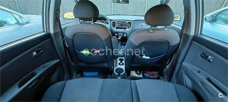 Gris / plata Usado 2007 Kia Rio EX Berlina | 3950 € (Precio justo) - Imagen 1/4