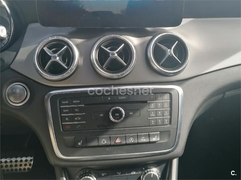 Occasion Mercedes CLA200 AMG line 136 PK (100 kW) 2015 Grijs Sedan