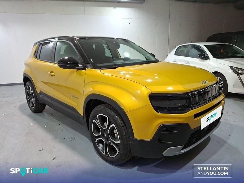 Usado Jeep Avenger 100 CV (73 kW) 2023 Amarillo SUV