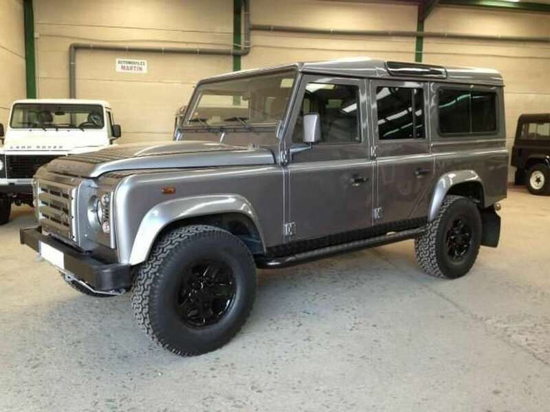 Usado Land Rover Defender 122 CV (89 kW) 2013 Gris SUV
