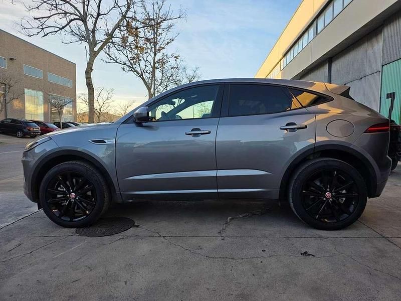 Usado Jaguar E-Pace R-Dynamic 309 CV (227 kW) 2022 Gris SUV