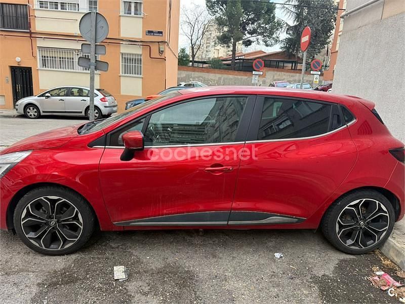 Usado Renault Clio IV LIMITED 90 CV (66 kW) 2019 Rojo Berlina