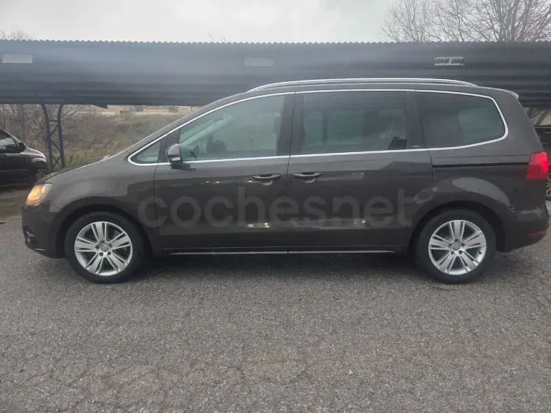 Usado Seat Alhambra I-Tech 140 CV (102 kW) 2014 Marrón Monovolumen