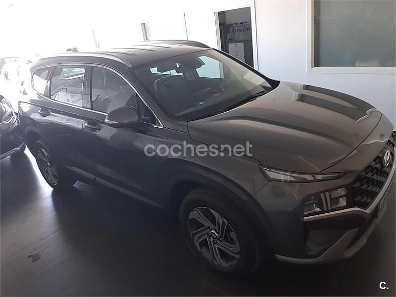 Usado Hyundai Santa Fe 194 CV (142 kW) 2024 Gris / plata SUV