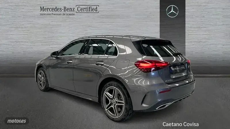Nuevo Mercedes A250 163 CV (119 kW) 2025 Gris