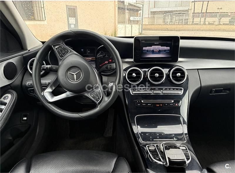 Usado Mercedes C220 170 HP (125 kW) 2018 Cinzento Carrinha
