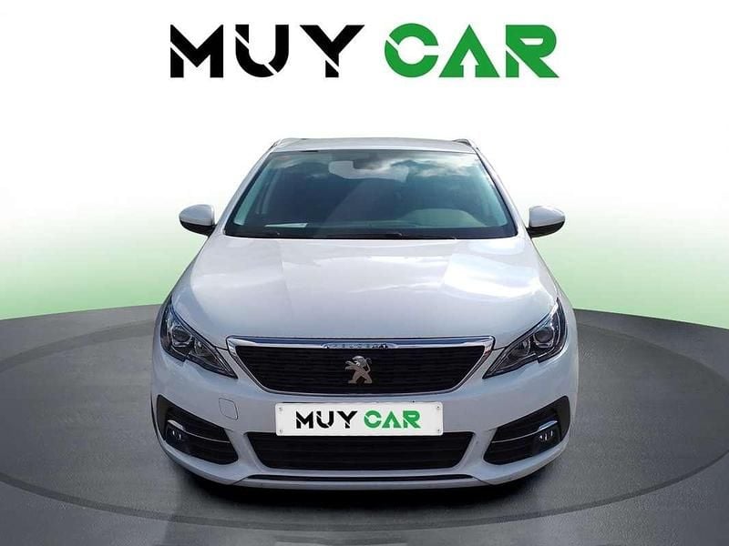 Usado Peugeot 308 SW Style 131 CV (96 kW) 2021 Blanco Familiar