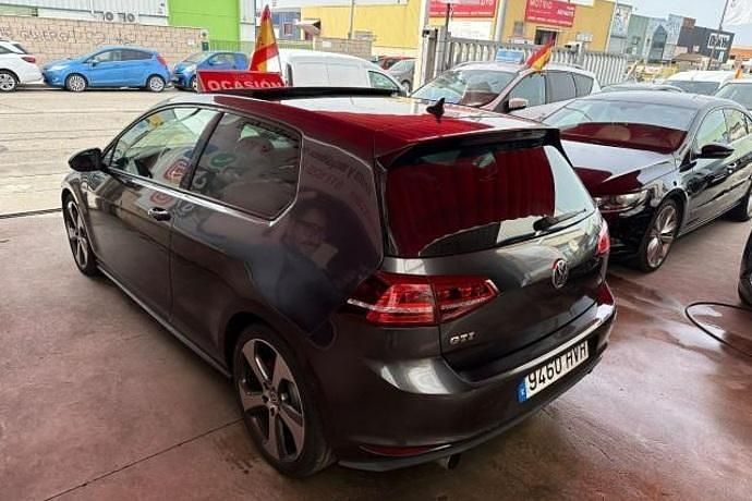 Usado VW Golf VII GTI 220 CV (161 kW) 2014 Utilitario
