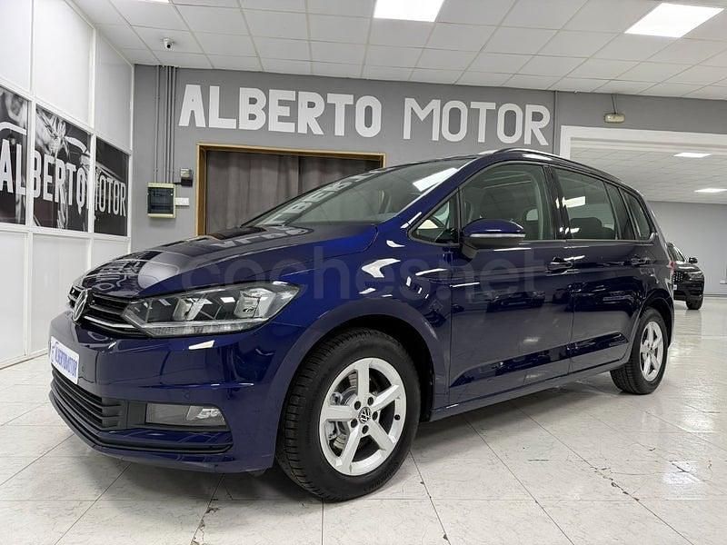 Usado VW Touran Advance 122 CV (89 kW) 2021 Azul Monovolumen