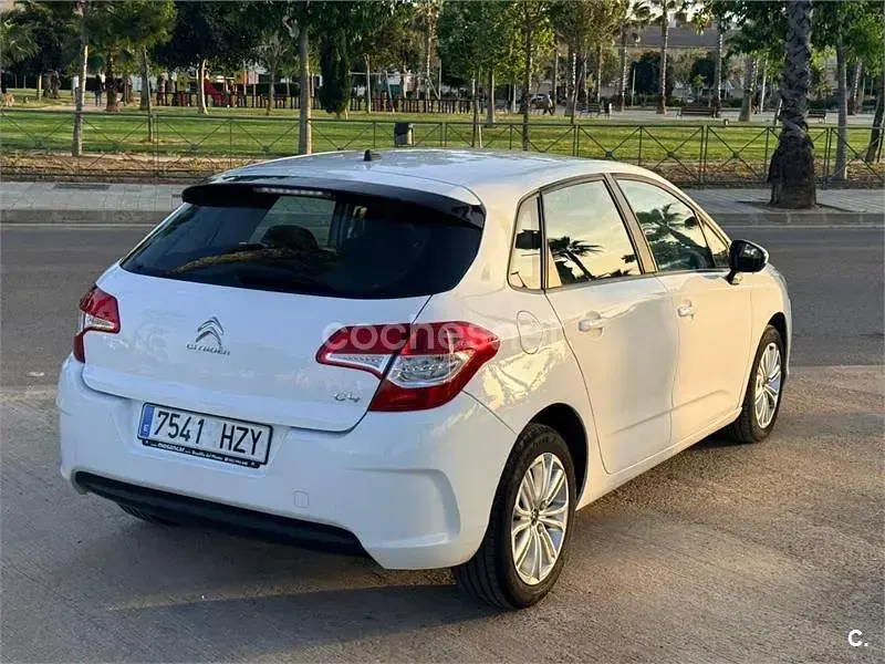 Usado Citroën C4 Business Class 92 CV (67 kW) 2014 Blanco Berlina