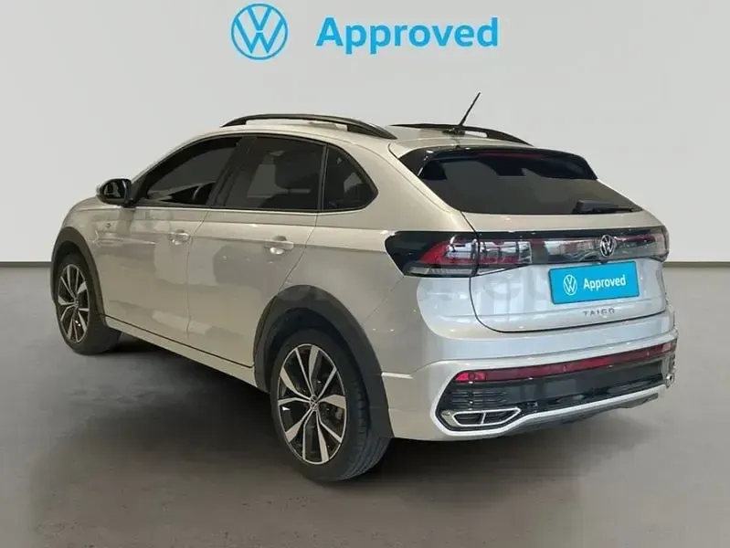 Usado VW Taigo R-line 116 CV (85 kW) 2025 Gris / plata SUV
