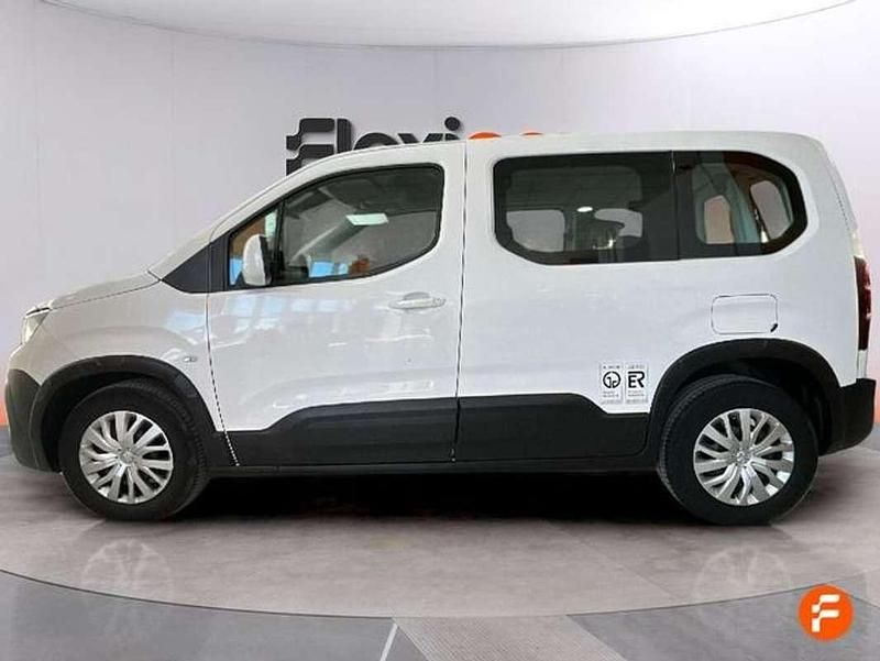 Usado Peugeot Rifter Active 101 CV (74 kW) 2021 Blanco Monovolumen