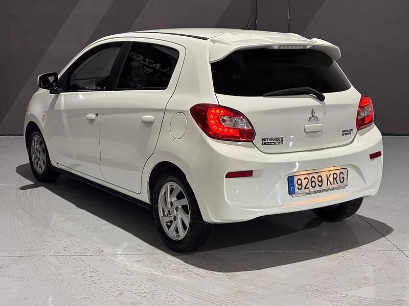 Usado Mitsubishi Space Star Motion 80 CV (58 kW) 2018 Blanco Utilitario