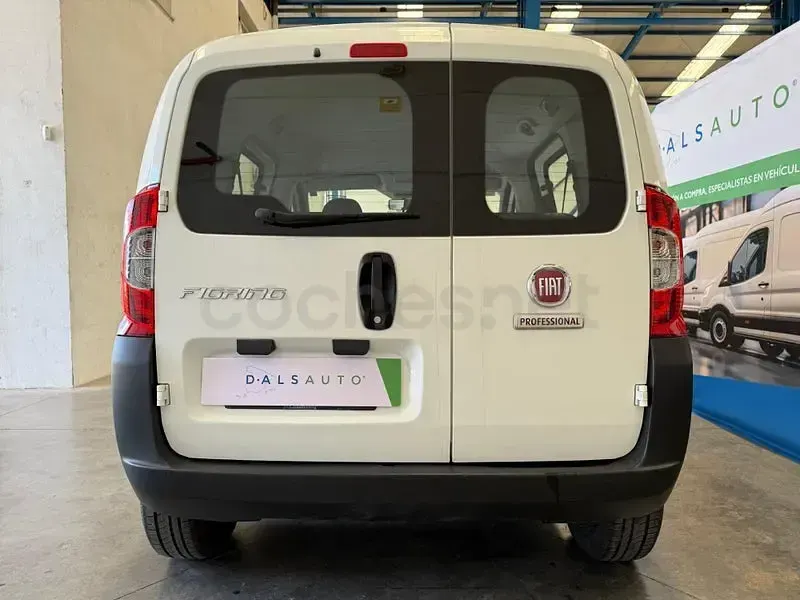 Usado Fiat Fiorino 80 CV (58 kW) 2022 Blanco Monovolumen