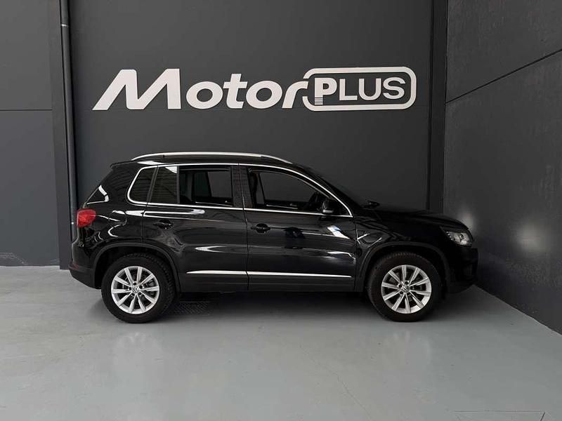 Usado VW Tiguan Business 140 HP (102 kW) 2014 Preto SUV
