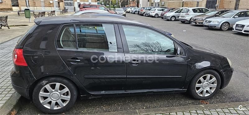 Usado VW Golf IV Highline 105 CV (77 kW) 2004 Negro Berlina