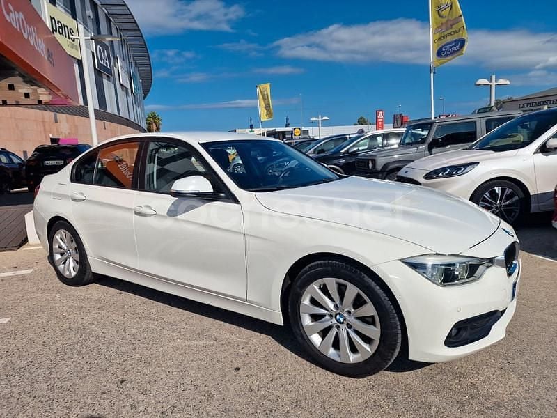 Usado BMW 318 150 CV (110 kW) 2016 Blanco Berlina