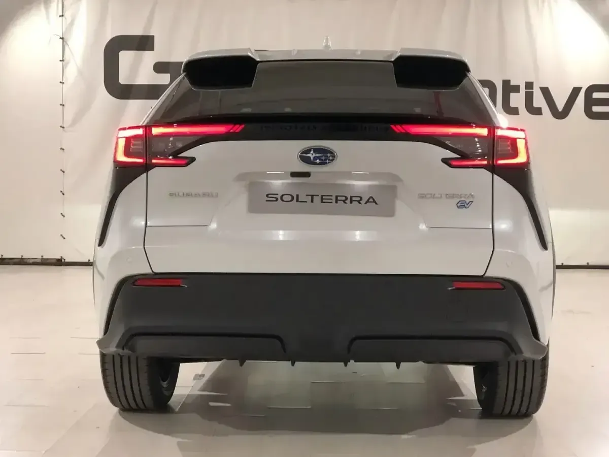 Usado Subaru Solterra 159 kW (217 CV) 2024 Blanco SUV