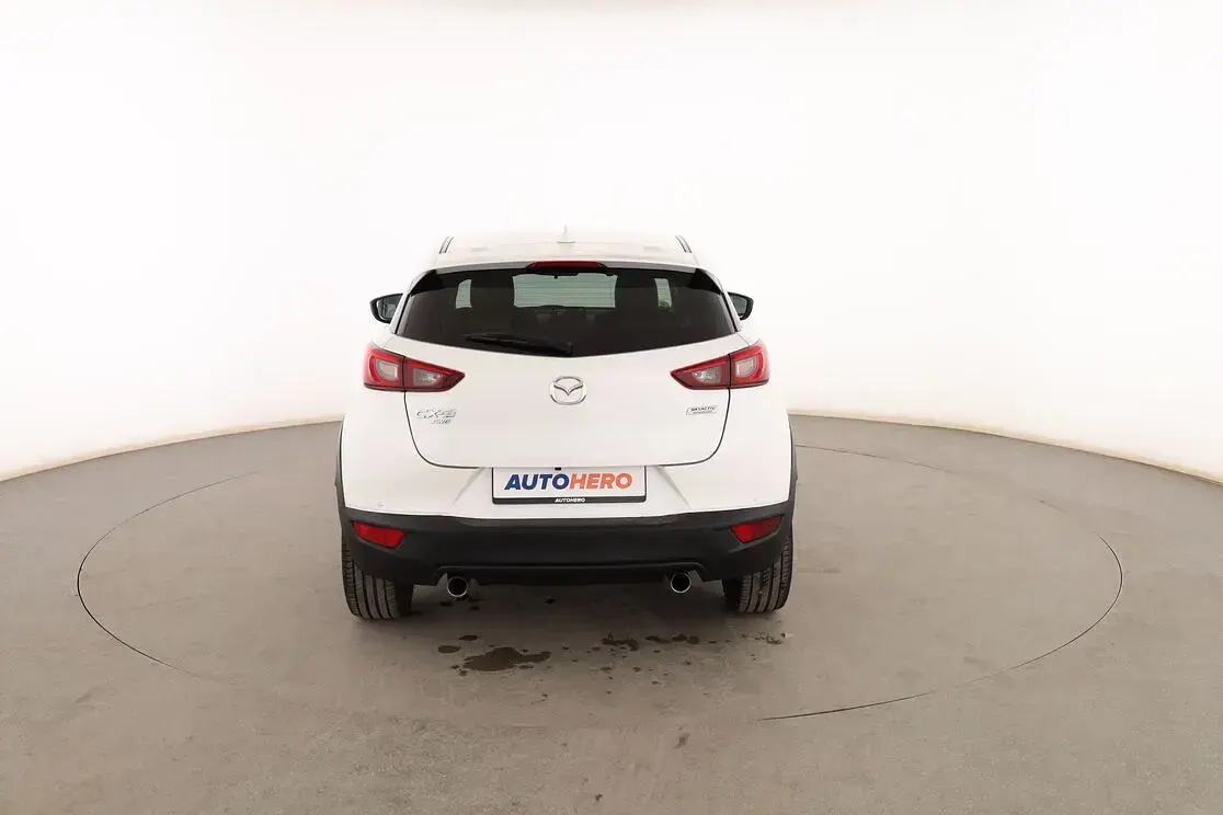 Usado Mazda CX-3 Luxury 150 CV (110 kW) 2017 Blanco SUV